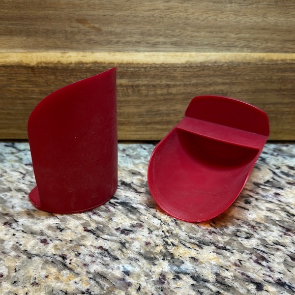 Tupperware Rocker Scoop Set - Picture 2 of 3